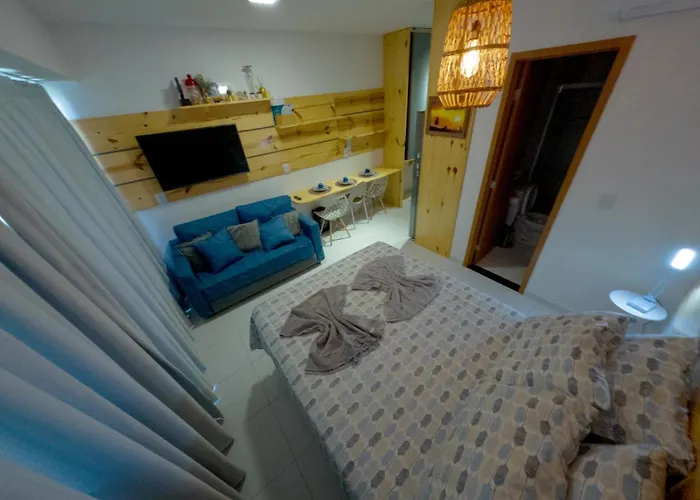 Resort em Porto de Galinhas- Flat Térreo Frente Piscinas- Muro Alto-B18